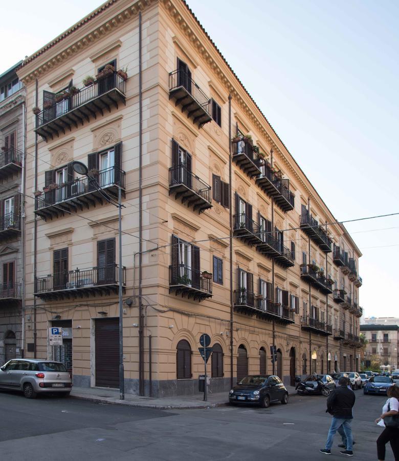 Le Quattro Stagioni - Rooms & Suites Palermo Exterior photo